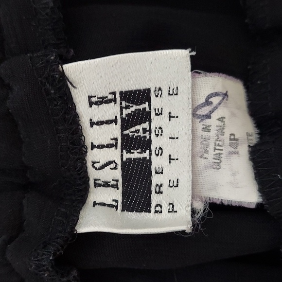 Leslie Fay petite size 14 pleated skirt black (InvW181) - Picture 3 of 3